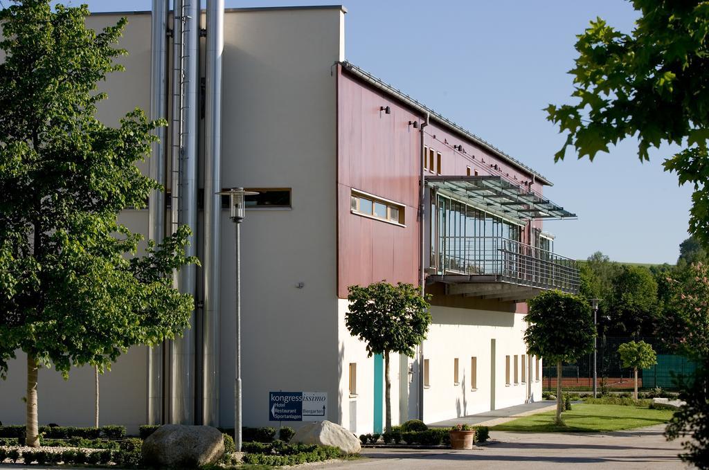 Hotel Kongressissimo Vilsbiburg Zewnętrze zdjęcie